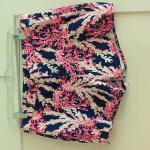 EUC Lilly Pulitzer shorts, size 10,
